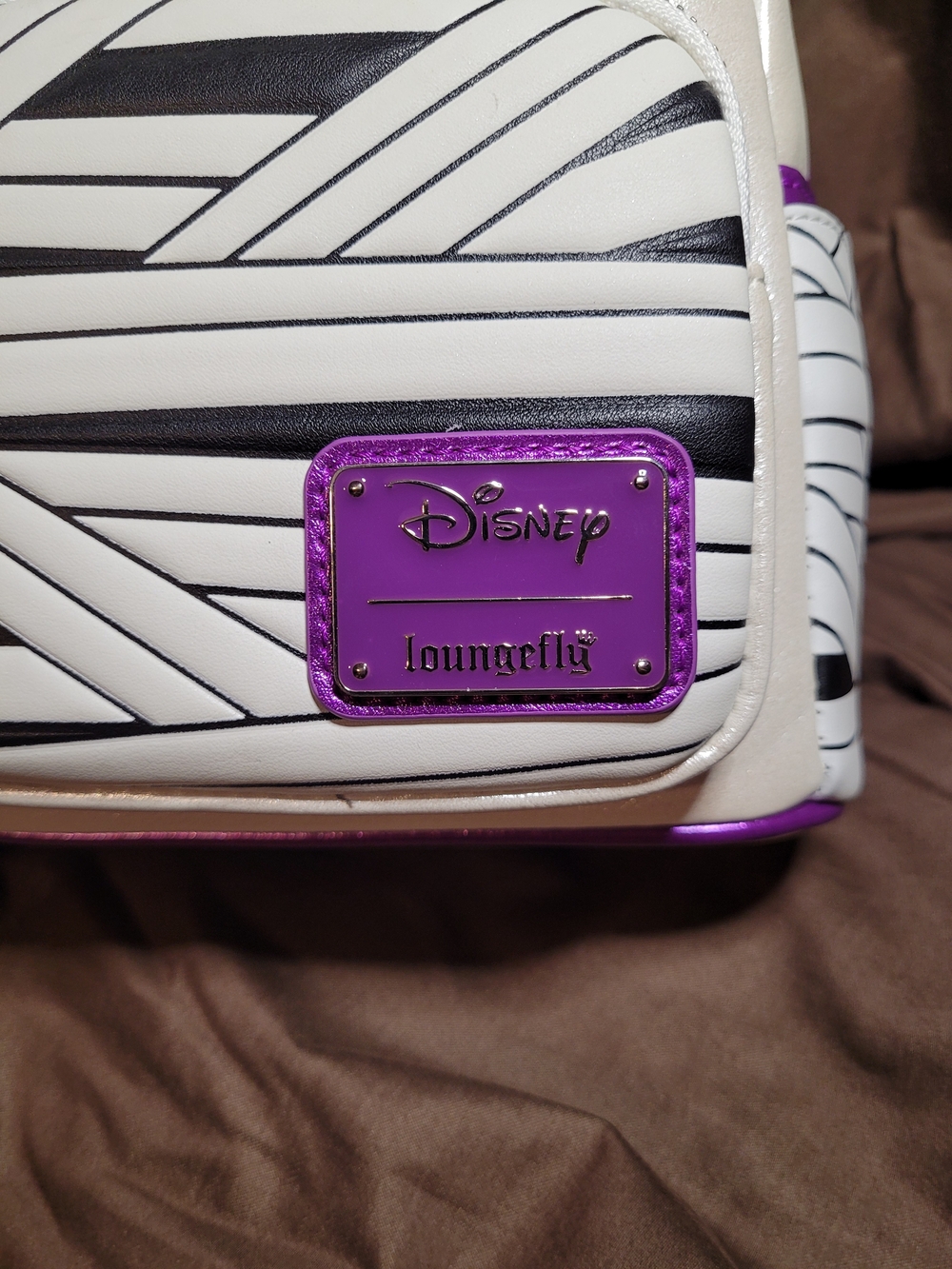 Loungefly Minnie Mouse Bride Of Frankenstein Glow-in-the-Dark Mini Backpack NWT - Picture 2 of 8
